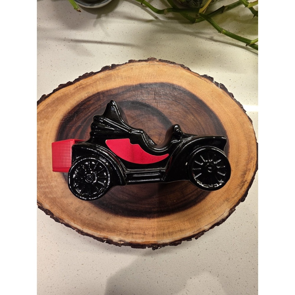 Vtg AVON Wild Country After Shave Glass Bottle Black &Red Car